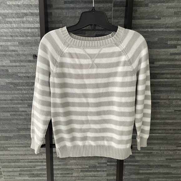 Girls Old Navy Striped Sweater - Picture 2 of 8